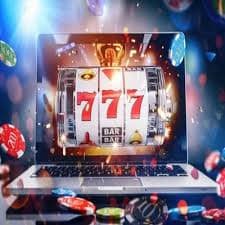 Antarmuka dashboard peci toto dengan pertandingan langsung dan slot